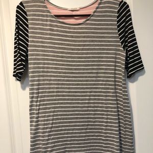 Stripe 1/2 Sleeve Shirt